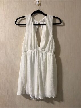 WHITE ROMPER